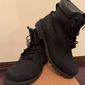 Timberland Black Boots, size 9, Like new